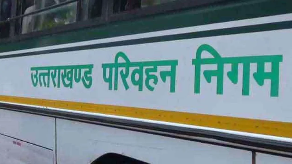 पीक सीजन में Uttarakhand Transport Corporation की बसें ‘बीमार’, दर्जनों बसें खड़ीं