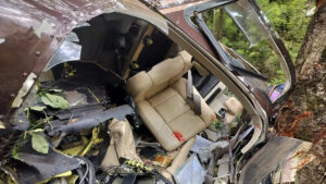 Helicopter Crash: उत्तरकाशी में बड़ा हादसा; हेलिकॉप्टर दुर्घटनाग्रस्त होने से छह यात्रियों की मौत; एक घायल