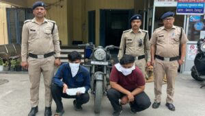 Dehradun: प्रेमनगर में छात्रों के बीच हुआ झगड़ा, हॉस्टल के बाहर बाइक सवार दो युवकों ने की फायरिंग, मचा हड़कंप